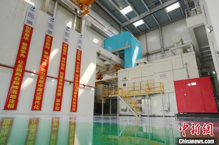 全国产化F级50兆瓦重型燃气轮机机组。　中国尊龙凯时电气集团有限公司供图